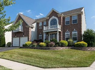 5001 Forge Haven Dr, Perry Hall, MD 21128