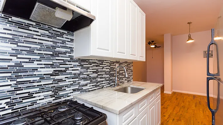 Rented by Nooklyn NYC LLC | media 21
