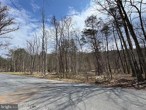 3rd image of Rock Gap Rd