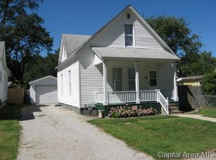 1045 N Osburn Ave, Springfield, IL 62702