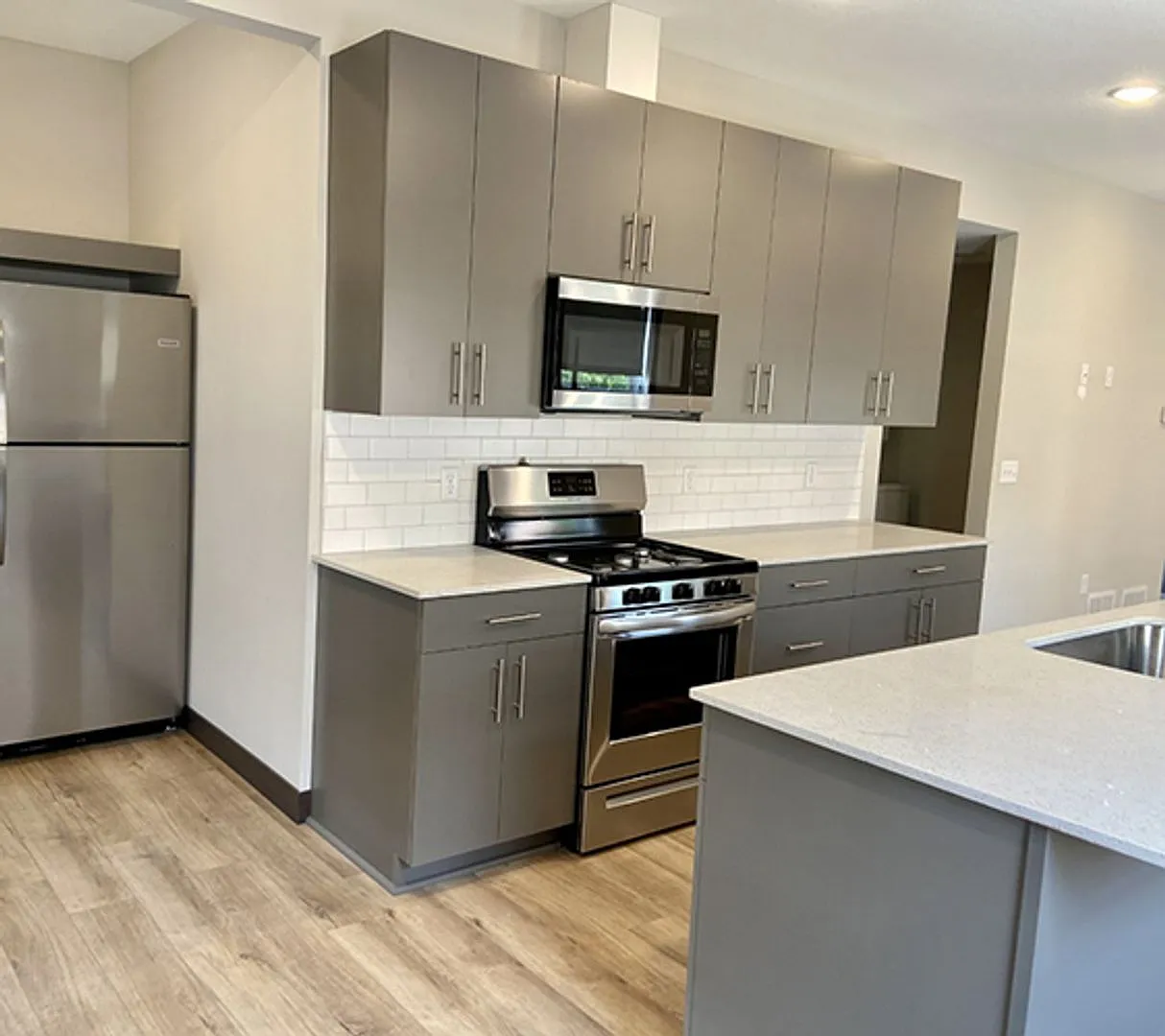 Dinkytown Row Homes (Building 1) — Photo 3