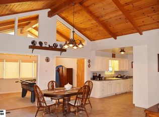 20580 Gerber Rd, Tuolumne, CA 95379