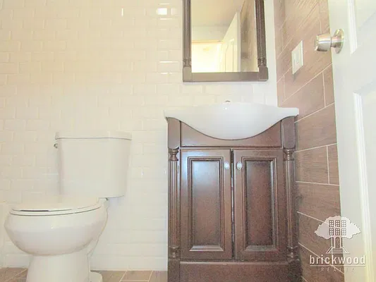 Rented by Brickwood Realty | media 11