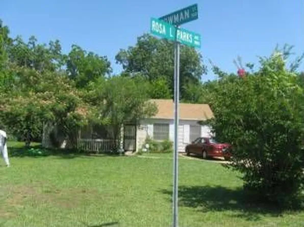 3803 Rosa L Parks Ave, Montgomery, AL 36105