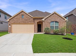 951 Blue Violet, New Braunfels, TX 78130