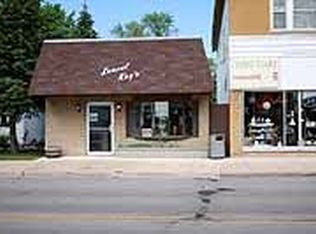 114 N Main St, Oconto Falls, WI 54154