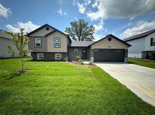 5554 Autumn Trace Pkwy, Wentzville, MO 63385