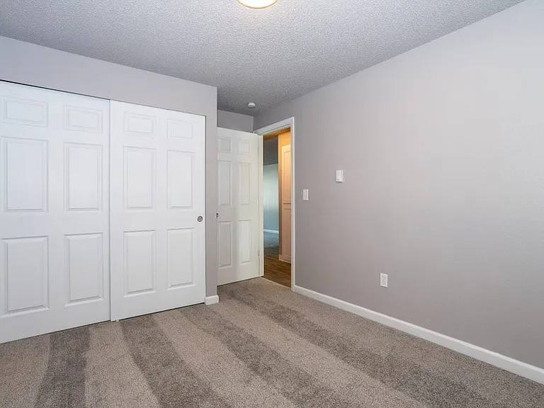 Forest Park Apartments — Photo 45