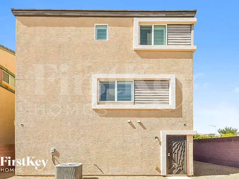 3964 Total Eclipse St — Photo 15