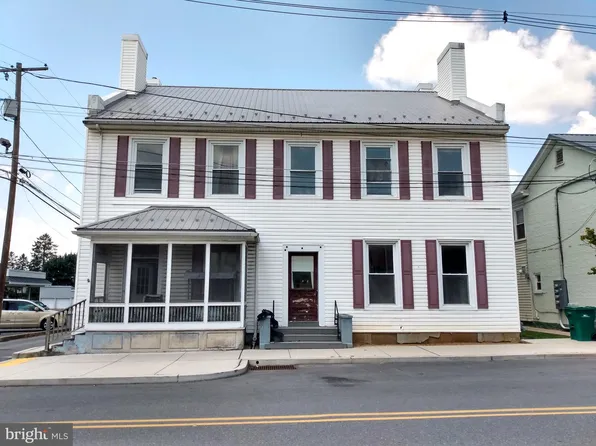 26-28 N Carlisle St, Greencastle, PA 17225