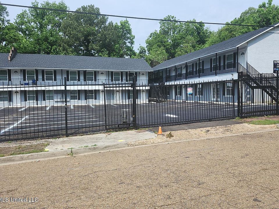 1st image of 3811 Mosley Ave