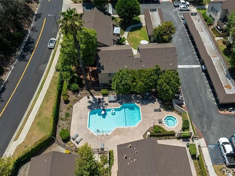 26058 Serrano Ct — Photo 25