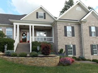 1904 Loughborough Ct, Thompsons Station, TN 37179