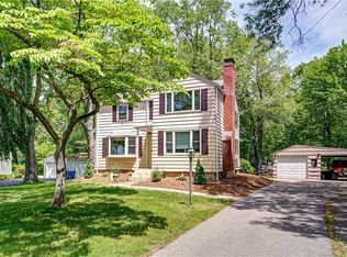 18 Franklin Rd, Cromwell, CT 06416