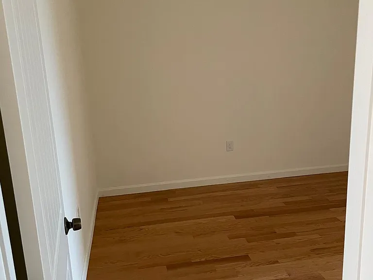 265 Essex St #1 — Photo 8