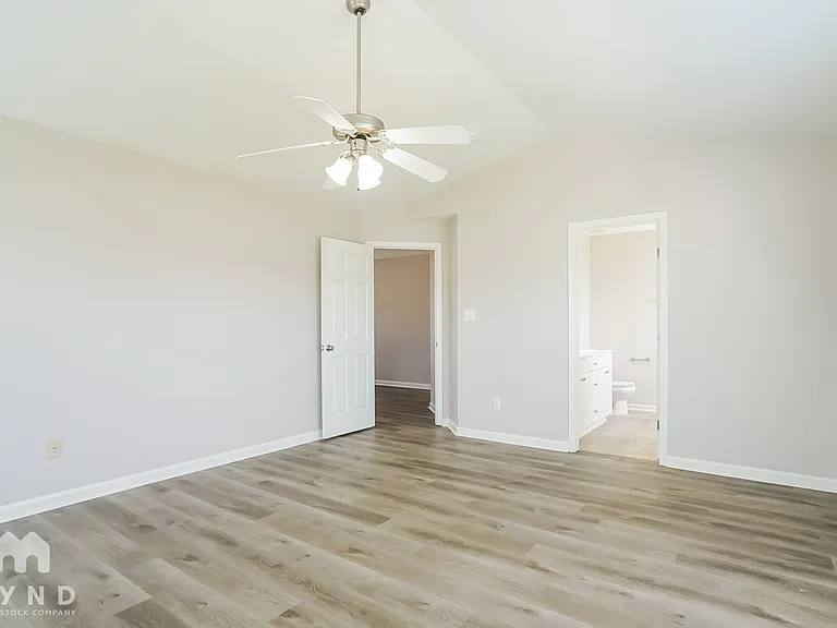 1209 Kinsfolk Cir — Photo 9