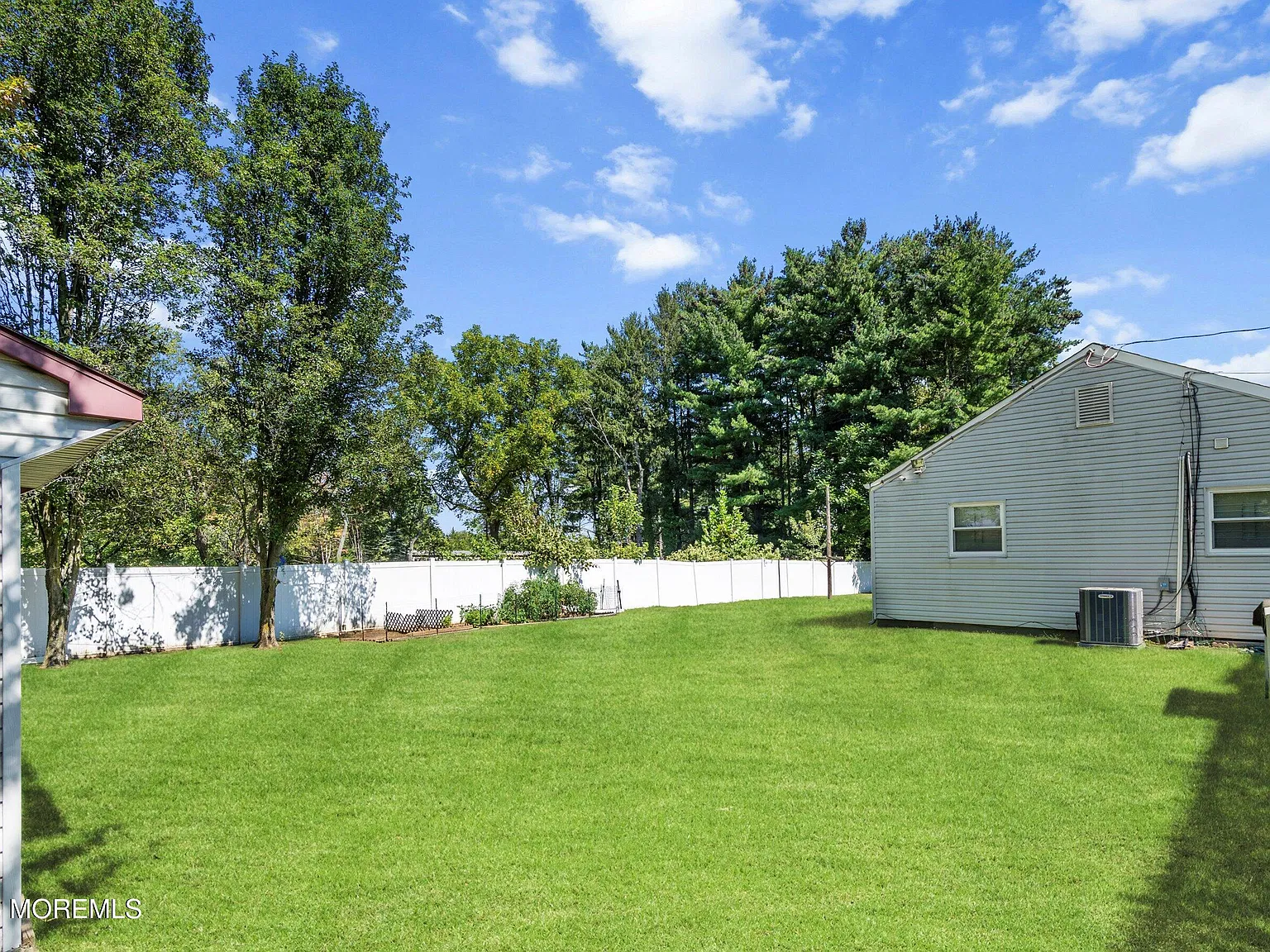 4 bed, $4,250 — Photo 3