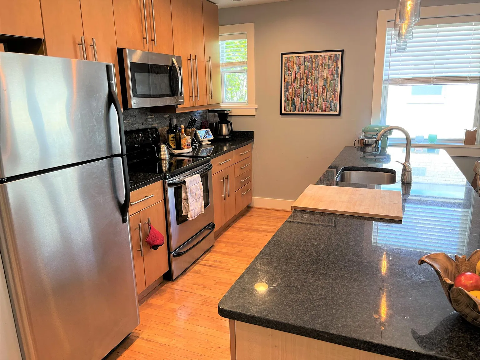 2 bed, 822 sqft, $2,900 — Photo 4