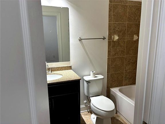 5th image of 2035 Davallia Ct