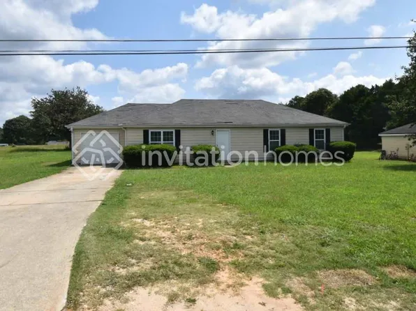 2730 Moon Rd, Loganville, GA 30052