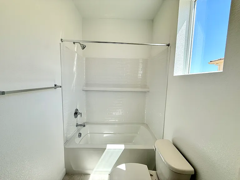 809 Canoe Ct — Photo 36