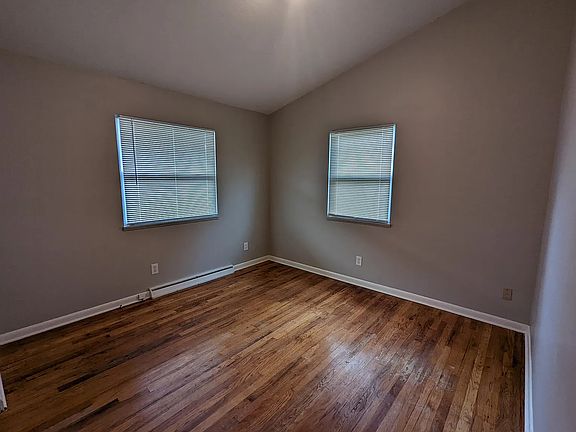 4th image of 460 & 462 Treeside Dr #462