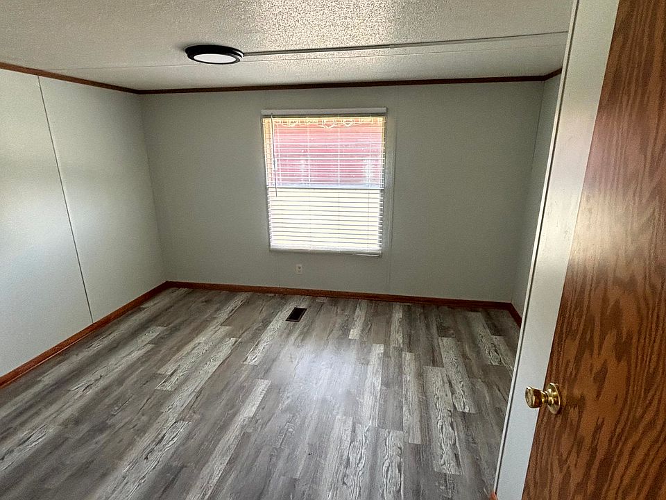 Front bedroom