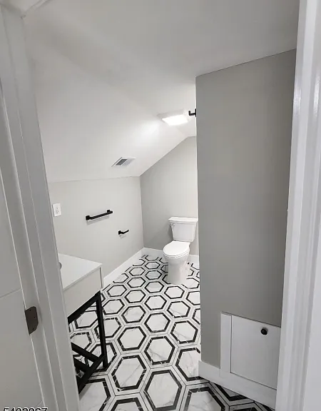 93 Hughes St #5 — Photo 11