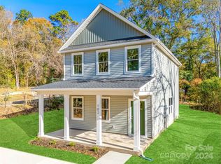 102 Price St, Mount Holly, NC 28120
