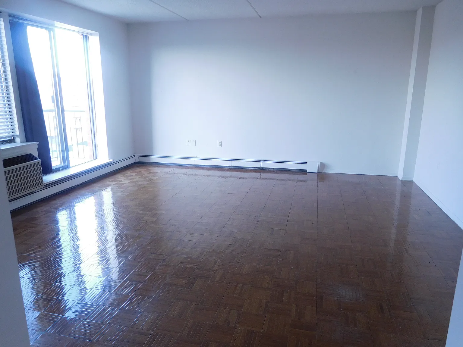 Studio, 600 sqft, $2,150 — Photo 2