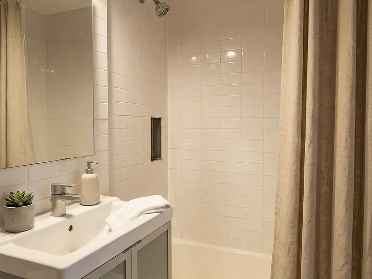 843 Beacon St #6 — Photo 6