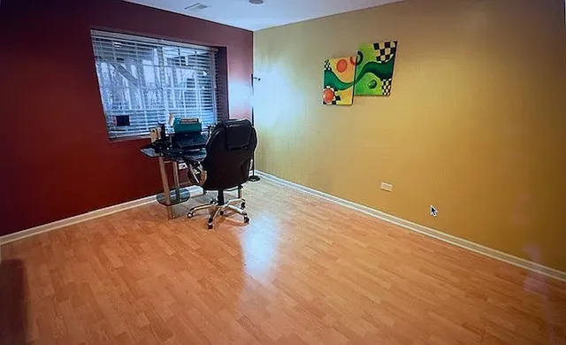 382 Vaughn Cir — Photo 5