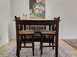 4879 Creekview Rd APT 5, Rockford, IL 61108