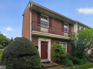 830 College Pkwy #11, Rockville, MD 20850