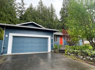 1421 Channel View Ln, Freeland, WA 98249