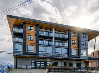 39668 Government Rd #201, Squamish, BC V8B 1C1