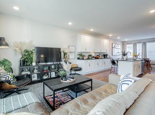 272 W 16th St, Chattanooga, TN 37408