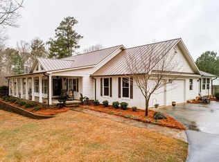520 Garrison Trl #B, Canton, GA 30115
