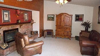 2nd image of 5061 Crawford Dr