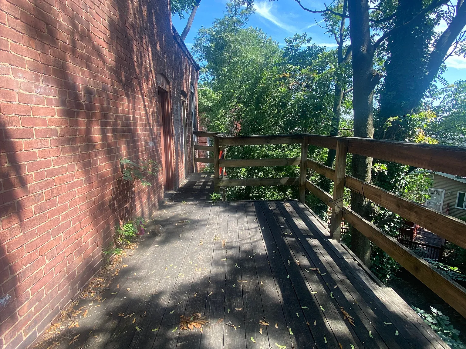 4 bed, $2,700 — Photo 2