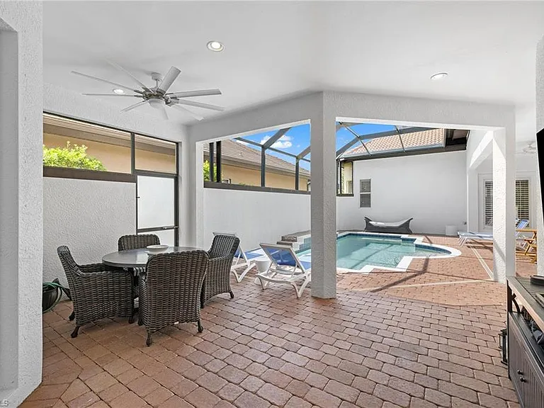 7785 Ashton Rd — Photo 32