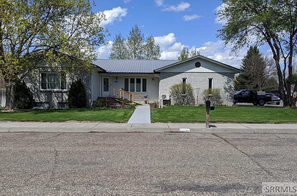 1st image of 2798 Druvor St