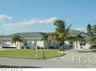 717 SW 35th Ter, Cape Coral, FL 33914