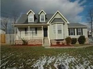 292 Sanders Dr, La Vergne, TN 37086