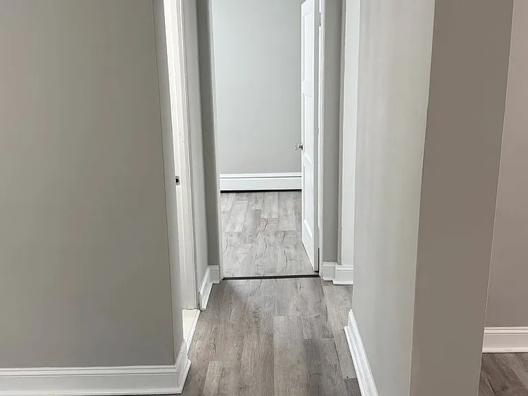 403 S Washington St #8 — Photo 1
