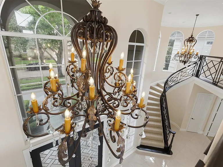 3315 Riviera Dr — Photo 27