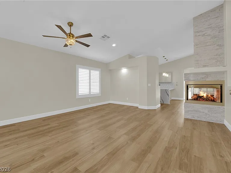 4016 Angel Face St — Photo 6