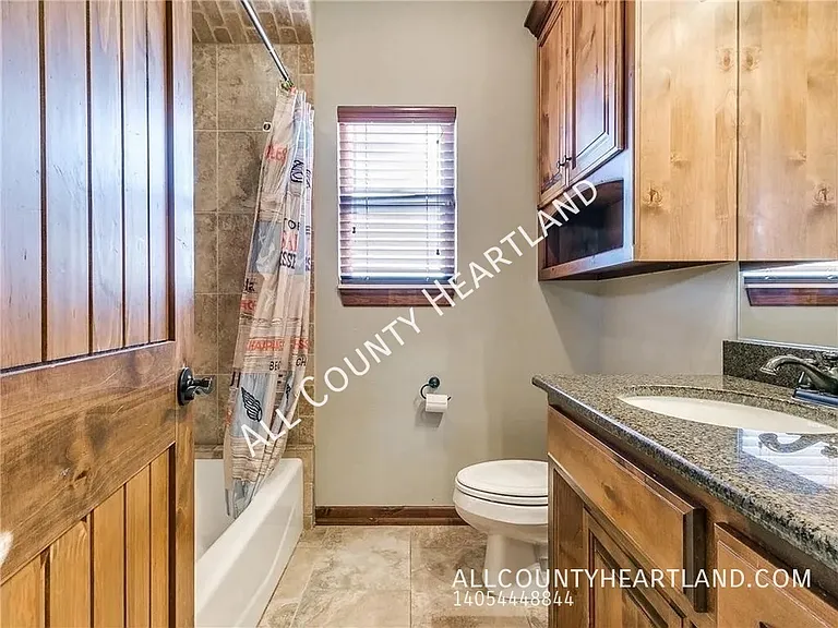 12609 NW 7th Ct — Photo 11