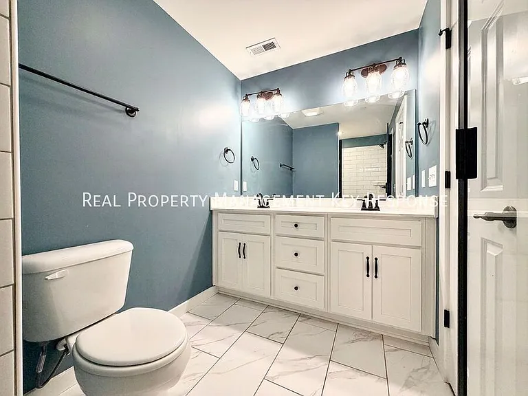 213 Emmett Dr — Photo 9