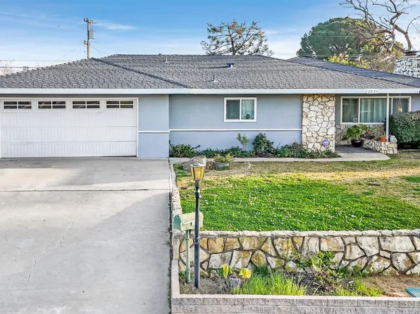 2931 Crest Dr, Bakersfield, CA 93306